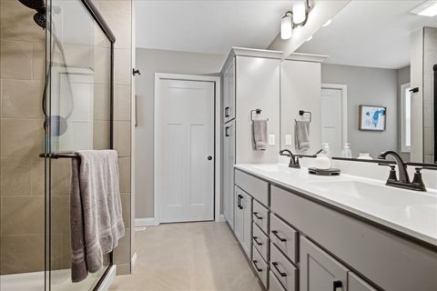 Tiny photo for 6 Bucktown Court, Bloomington, IL 61705 (MLS # 12581165)