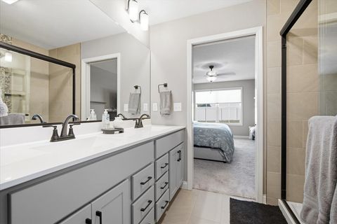 Tiny photo for 6 Bucktown Court, Bloomington, IL 61705 (MLS # 12581165)