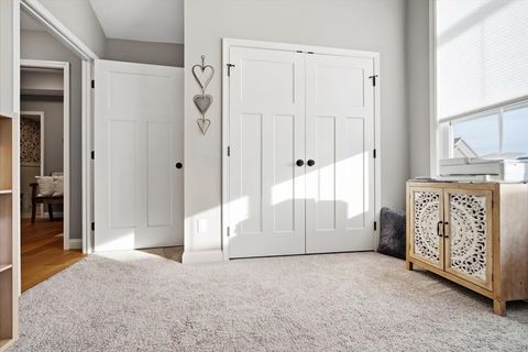 Tiny photo for 6 Bucktown Court, Bloomington, IL 61705 (MLS # 12581165)