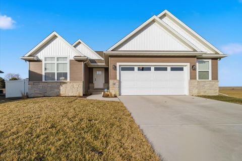 Photo of 6 Bucktown Court, Bloomington, IL 61705 (MLS # 12581165)