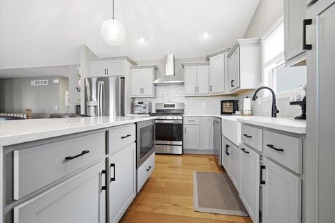 Tiny photo for 6 Bucktown Court, Bloomington, IL 61705 (MLS # 12581165)