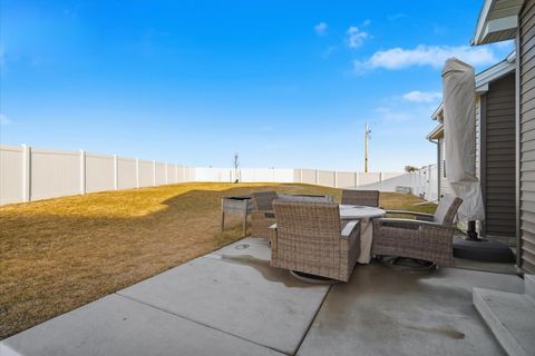 Tiny photo for 6 Bucktown Court, Bloomington, IL 61705 (MLS # 12581165)