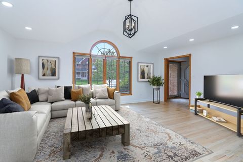 Tiny photo for 1249 Cronin Court, Lemont, IL 60439 (MLS # 12479157)