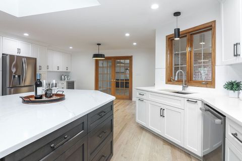 Tiny photo for 1249 Cronin Court, Lemont, IL 60439 (MLS # 12479157)