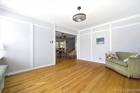 Tiny photo for 3728 Cuyler Avenue, Berwyn, IL 60402 (MLS # 12654000)