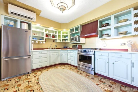 Tiny photo for 3728 Cuyler Avenue, Berwyn, IL 60402 (MLS # 12654000)