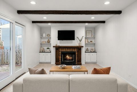 Tiny photo for 1150 Thompson Boulevard, Buffalo Grove, IL 60089 (MLS # 12538124)