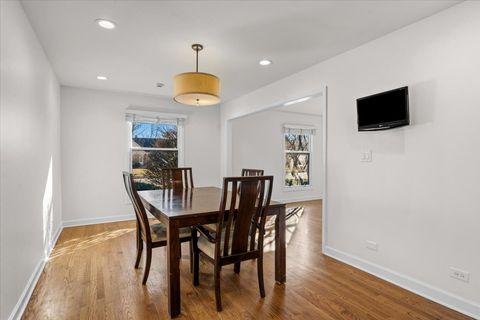 Tiny photo for 1150 Thompson Boulevard, Buffalo Grove, IL 60089 (MLS # 12538124)