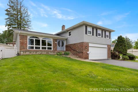 Photo of 345 Hillcrest Lane, Lombard, IL 60148 (MLS # 12653155)