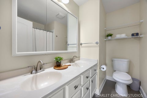 Tiny photo for 345 Hillcrest Lane, Lombard, IL 60148 (MLS # 12653155)
