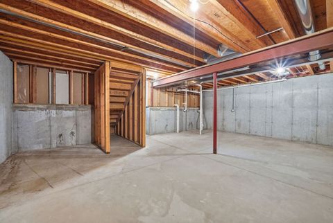 Tiny photo for 424 N Aspen Drive, Cortland, IL 60112 (MLS # 12591993)