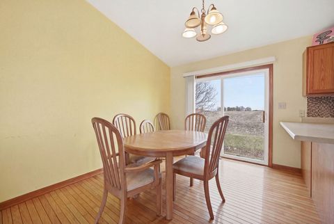 Tiny photo for 424 N Aspen Drive, Cortland, IL 60112 (MLS # 12591993)