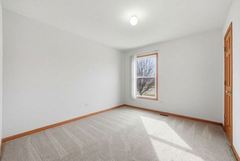 Tiny photo for 424 N Aspen Drive, Cortland, IL 60112 (MLS # 12591993)