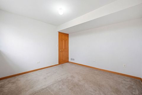 Tiny photo for 424 N Aspen Drive, Cortland, IL 60112 (MLS # 12591993)