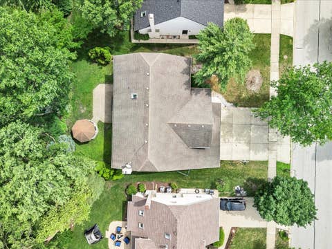 Tiny photo for 193 Rosedale Court, Bloomingdale, IL 60108 (MLS # 12650727)