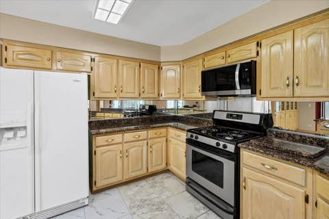 Tiny photo for 193 Rosedale Court, Bloomingdale, IL 60108 (MLS # 12650727)
