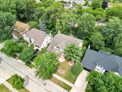Tiny photo for 193 Rosedale Court, Bloomingdale, IL 60108 (MLS # 12650727)