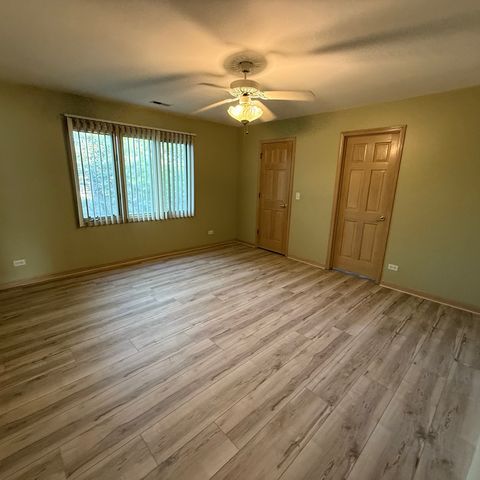 Tiny photo for 193 Rosedale Court, Bloomingdale, IL 60108 (MLS # 12650727)