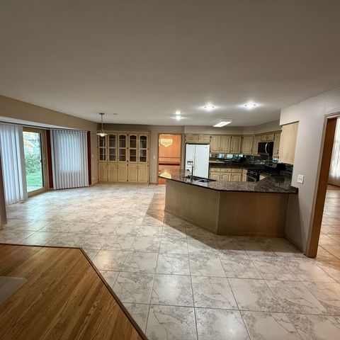 Tiny photo for 193 Rosedale Court, Bloomingdale, IL 60108 (MLS # 12650727)