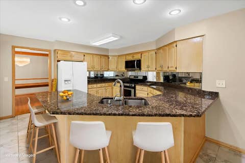 Tiny photo for 193 Rosedale Court, Bloomingdale, IL 60108 (MLS # 12650727)