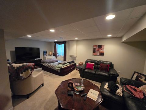 Tiny photo for 494 Vaughn Circle, Aurora, IL 60502 (MLS # 12486335)