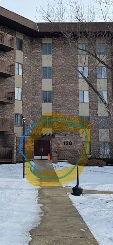 Tiny photo for 120 Lakeview Drive #109, Bloomingdale, IL 60108 (MLS # 12567140)