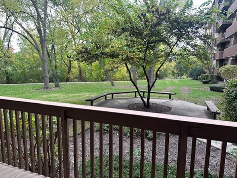 Tiny photo for 120 Lakeview Drive #109, Bloomingdale, IL 60108 (MLS # 12567140)