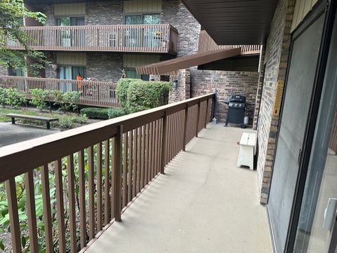 Tiny photo for 120 Lakeview Drive #109, Bloomingdale, IL 60108 (MLS # 12567140)