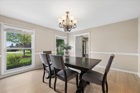 Tiny photo for 1430 Allyson Court, Libertyville, IL 60048 (MLS # 12589467)