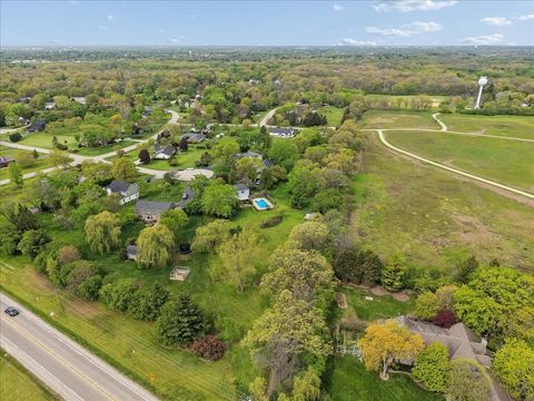 Tiny photo for 1430 Allyson Court, Libertyville, IL 60048 (MLS # 12589467)