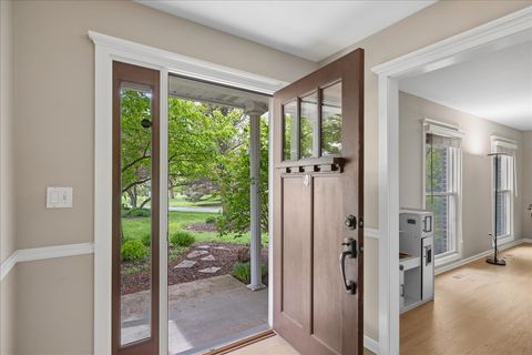 Tiny photo for 1430 Allyson Court, Libertyville, IL 60048 (MLS # 12589467)
