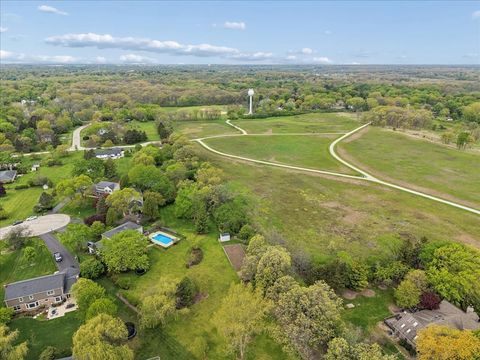 Tiny photo for 1430 Allyson Court, Libertyville, IL 60048 (MLS # 12589467)