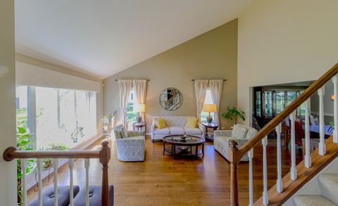 Tiny photo for 193 Country Club Drive, Prospect Heights, IL 60070 (MLS # 12673231)
