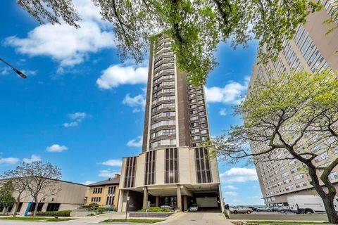 Photo of 6325 N Sheridan Road #2101, Chicago, IL 60660 (MLS # 12566606)