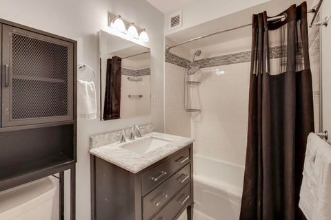 Tiny photo for 6325 N Sheridan Road #2101, Chicago, IL 60660 (MLS # 12566606)