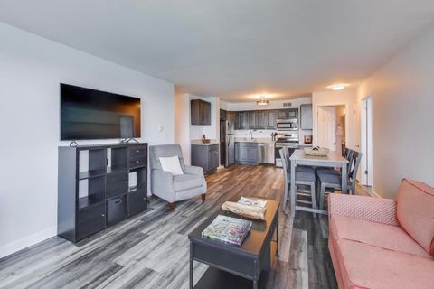 Tiny photo for 6325 N Sheridan Road #2101, Chicago, IL 60660 (MLS # 12566606)