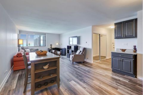 Tiny photo for 6325 N Sheridan Road #2101, Chicago, IL 60660 (MLS # 12566606)