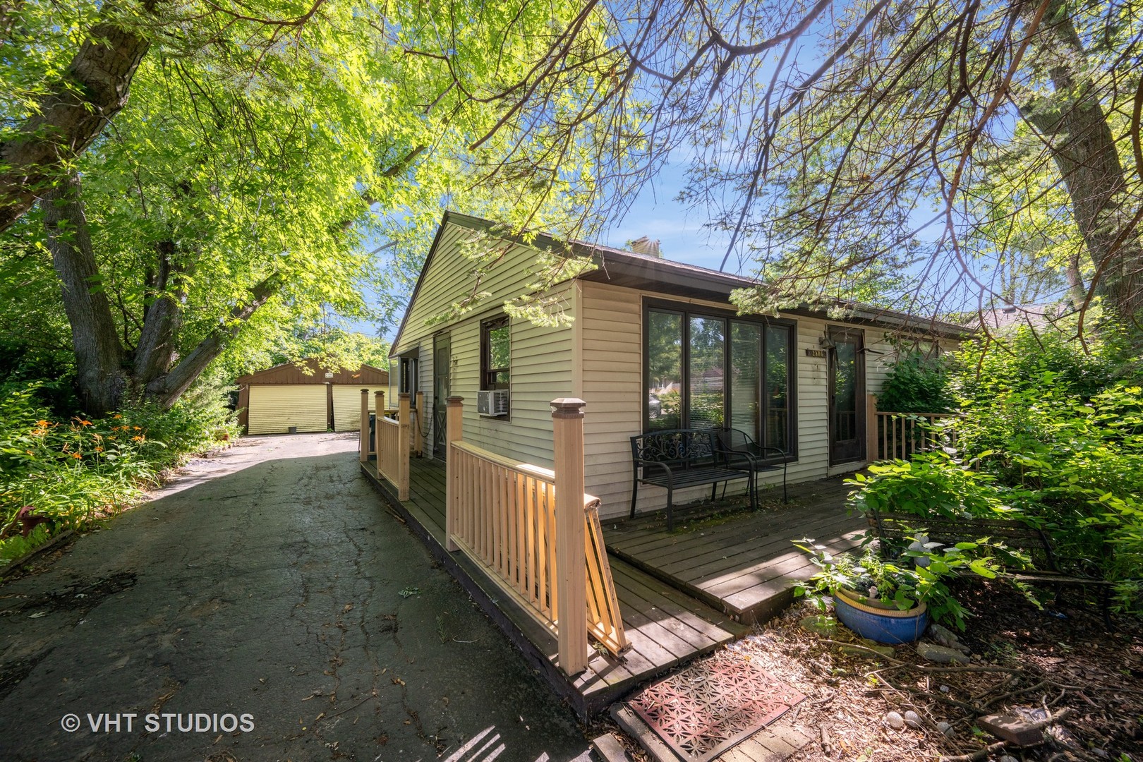 2506 Sigwalt Street