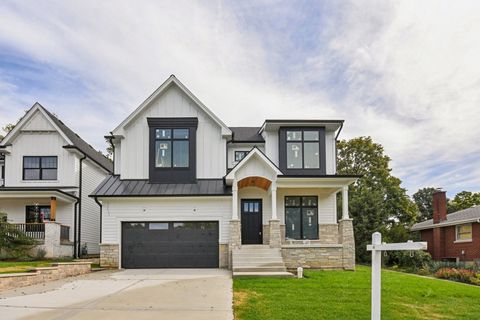 Photo of 4601 Wilson Avenue, Downers Grove, IL 60515 (MLS # 12487217)