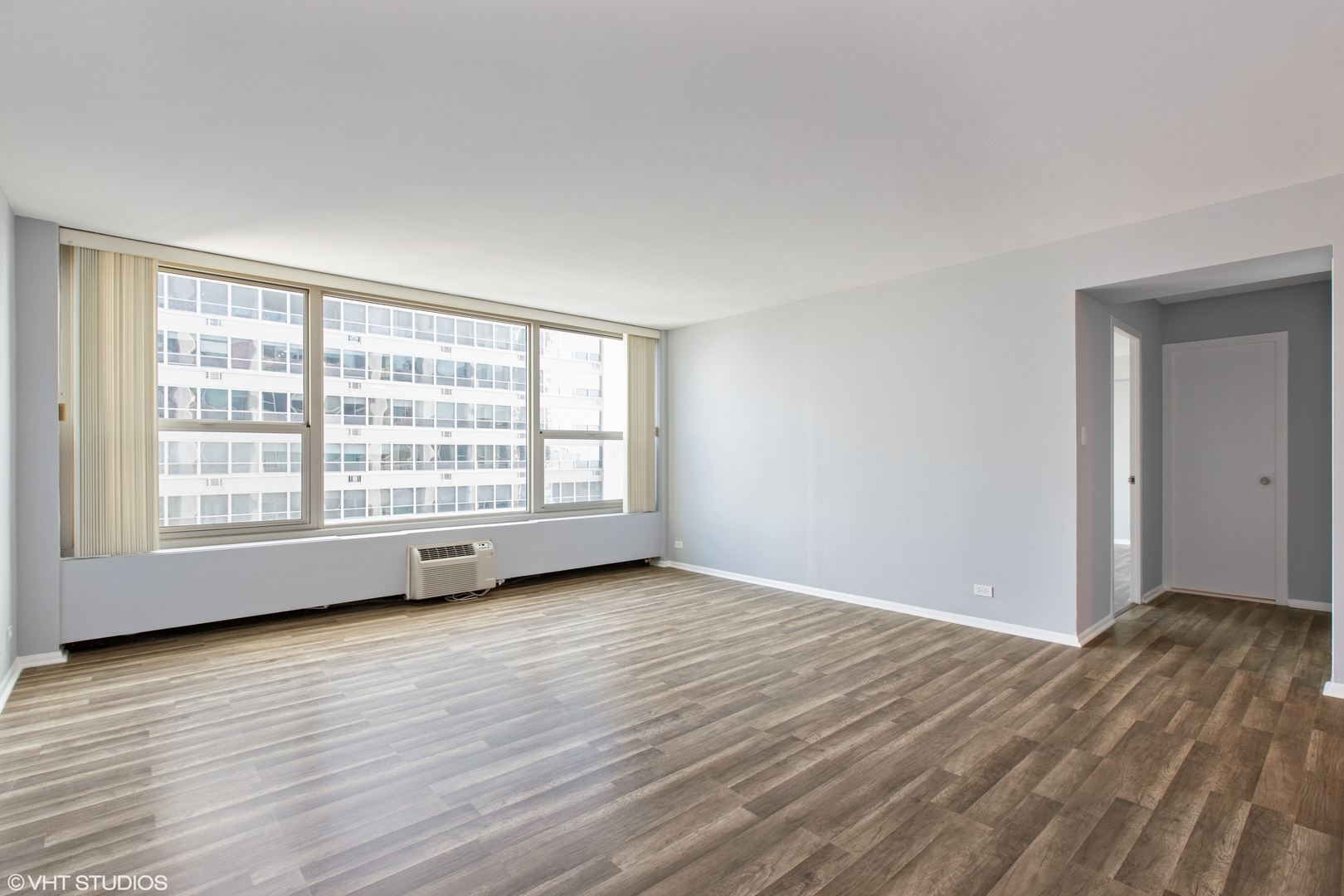 3600 N Lake Shore Drive 2305