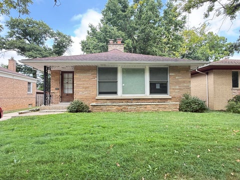 Photo of 1811 N Thatcher Avenue, Elmwood Park, IL 60707 (MLS # 12733437)