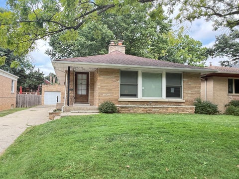Tiny photo for 1811 N Thatcher Avenue, Elmwood Park, IL 60707 (MLS # 12733437)