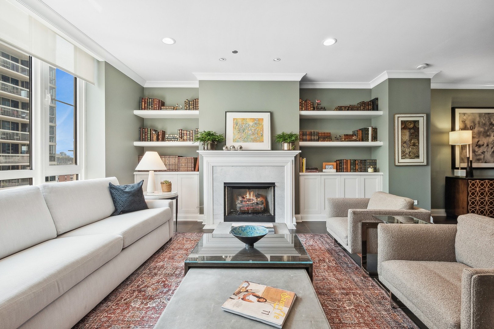 10 E Delaware Place 29B