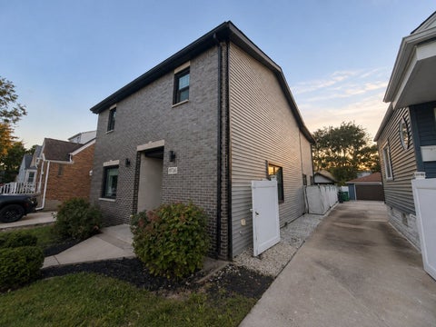 Tiny photo for 8736 S Richmond Avenue, Evergreen Park, IL 60805 (MLS # 12779693)
