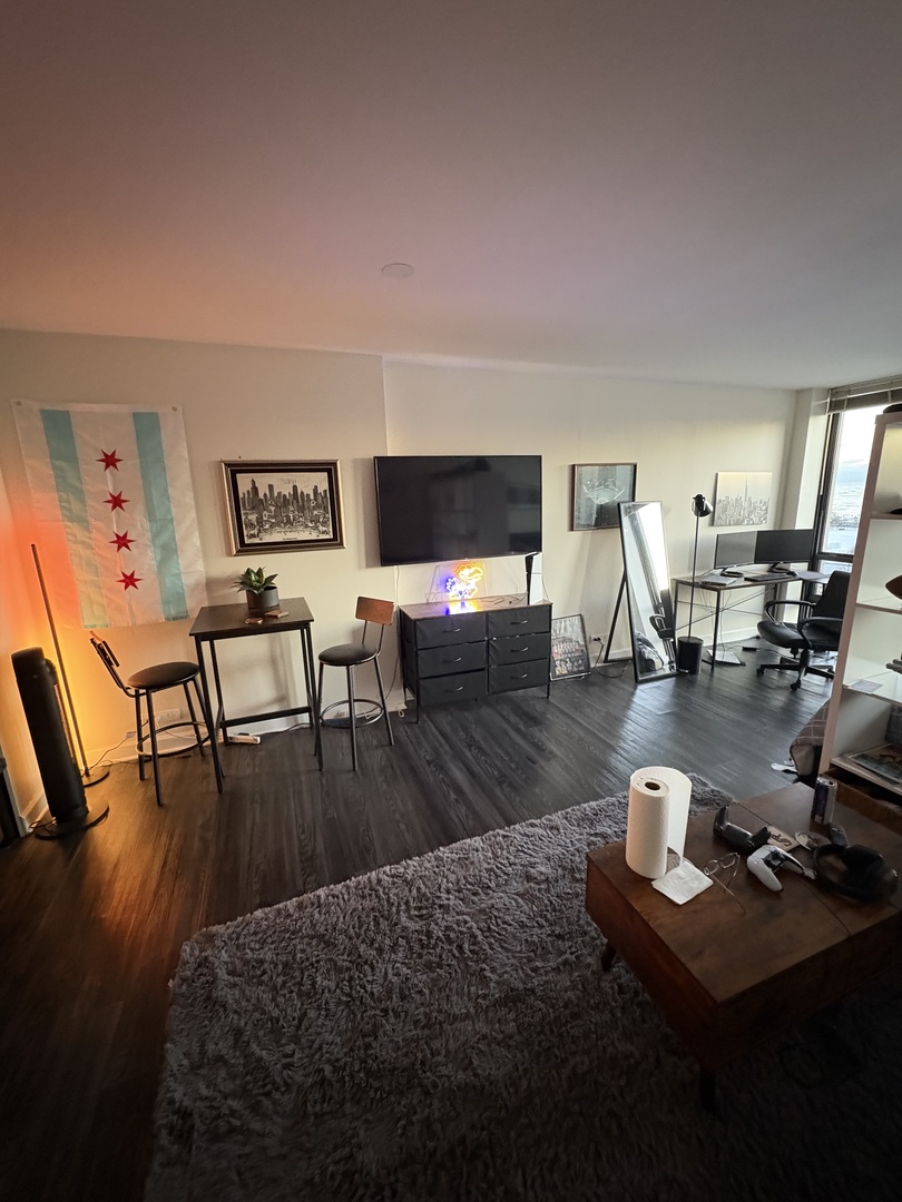 Chicago, Illinois 60614, United States, ,1 BathroomBathrooms,Residential,Active,241650