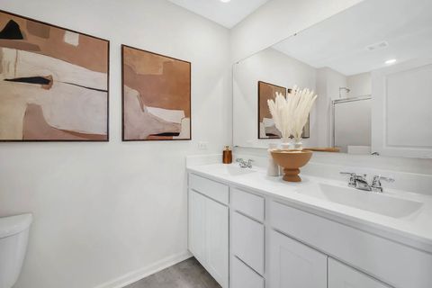 Tiny photo for 369 bridgeview Court, St. Charles, IL 60174 (MLS # 12508138)