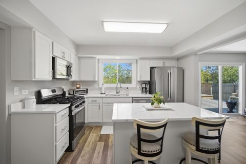 Tiny photo for 221 Stafford Drive, Mundelein, IL 60060 (MLS # 12631855)