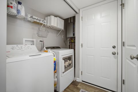 Tiny photo for 221 Stafford Drive, Mundelein, IL 60060 (MLS # 12631855)