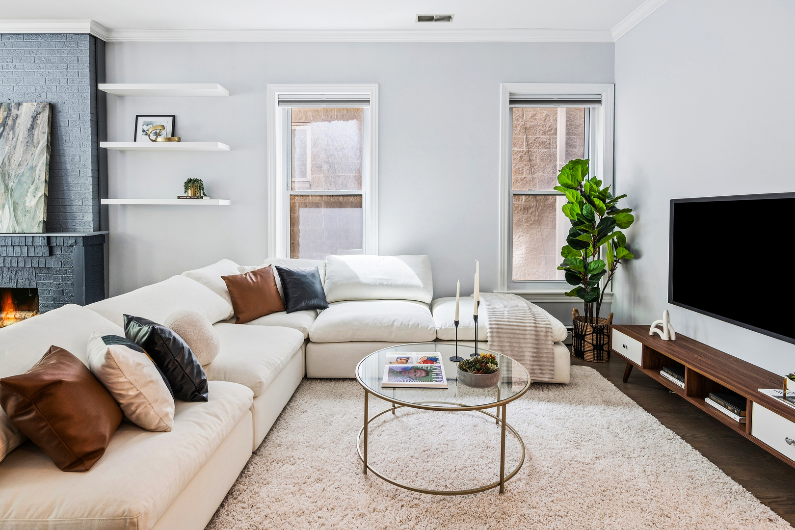 3762 N FREMONT Street 1S