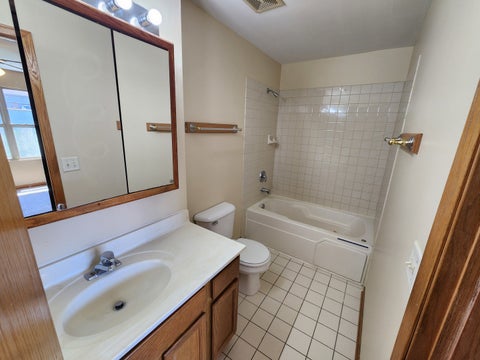 Tiny photo for 2363 E 70th Place #B, Chicago, IL 60649 (MLS # 12750606)